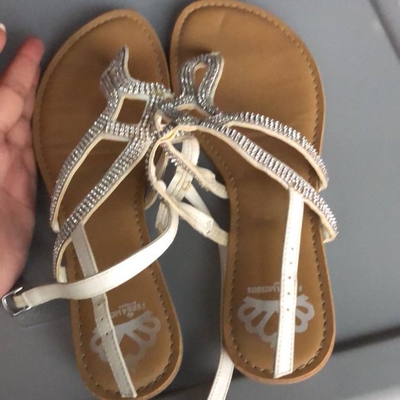 Fergalicious by Fergie Silver Sandals AS IS - Picture 2 of 3
